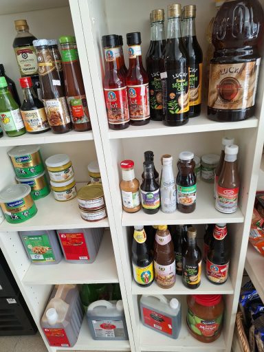 Oils and sauces - Shop photo Toko-asia Kalyves Oils and sauces - Shop photo Toko-asia Kalyves